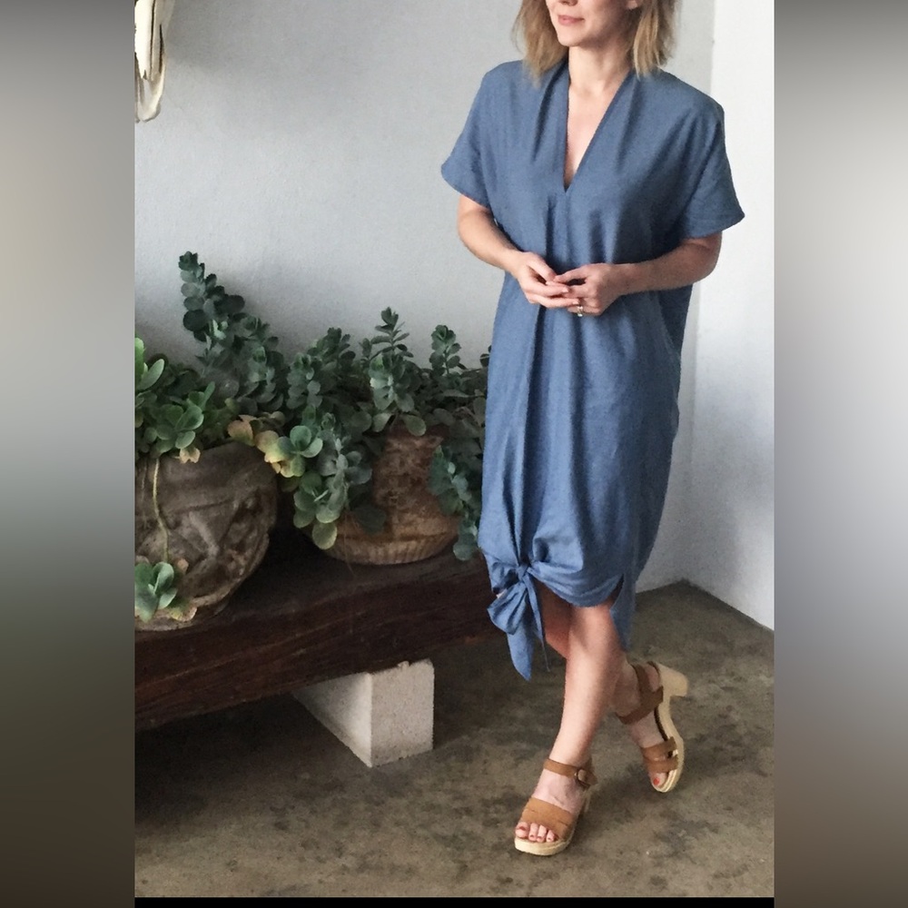 Hackwith Design House Blue V-Neck Dress